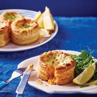 Een pittige linzensoep en een videetje met een vulling van gerookte zalm: dit is ons weekmenu