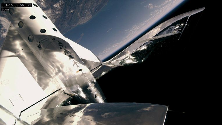 De VSS Unity van Virgin Galactic vrijdag buiten de dampkring. Beeld EPA