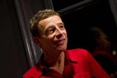 Cabaretier Lebbis trapt 40ste editie Leids Cabaret Festival af met preek