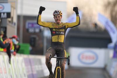 Nouveau numéro de Wout Van Aert, champion de Belgique pour la quatrième fois