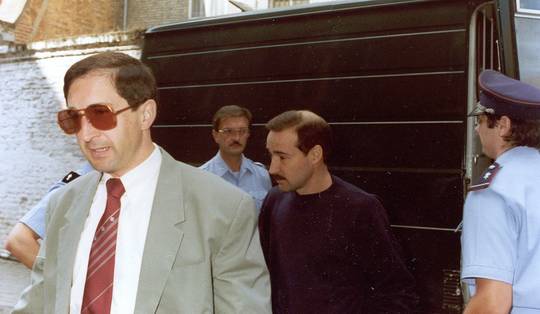 Hoe vermoedelijke Bende-leden Beijer en Bouhouche afpersten: ‘De geldoverdracht is het kritieke punt. Zij waren bezig met het ontwikkelen van een perfecte methode’