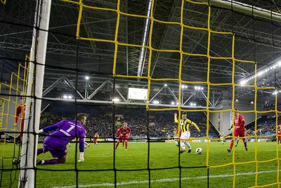 Supporters FC Twente via andere weg terug na duel tegen Vitesse