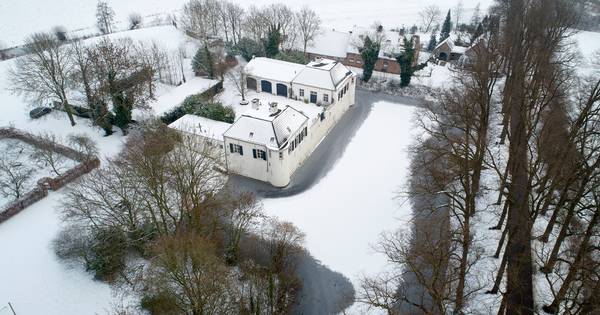 IJzige sfeer rond winters Kasteel Oijen | Oss eo - BD.nl