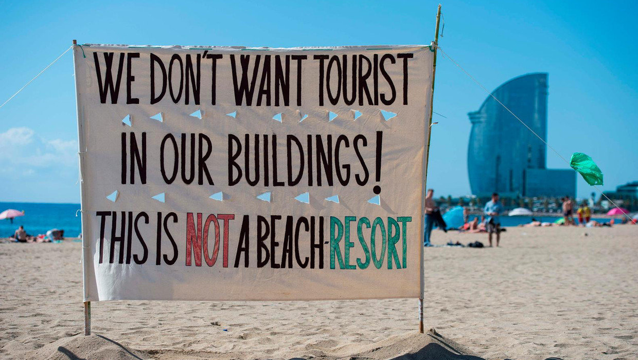 Barcelona S Verloren Strijd Tegen Het Toerisme Het Parool
