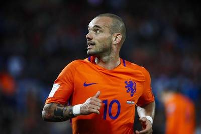 FC Utrecht? Of toch de Verenigde Staten voor Sneijder?