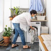 Deze kledingstukken wil je altijd apart wassen