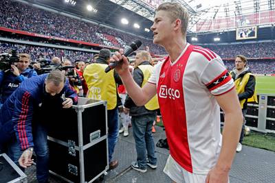 De Ligt en Ziyech blinken uit in kampioensduel Ajax, Dalmau en Mlapa scoren erop los