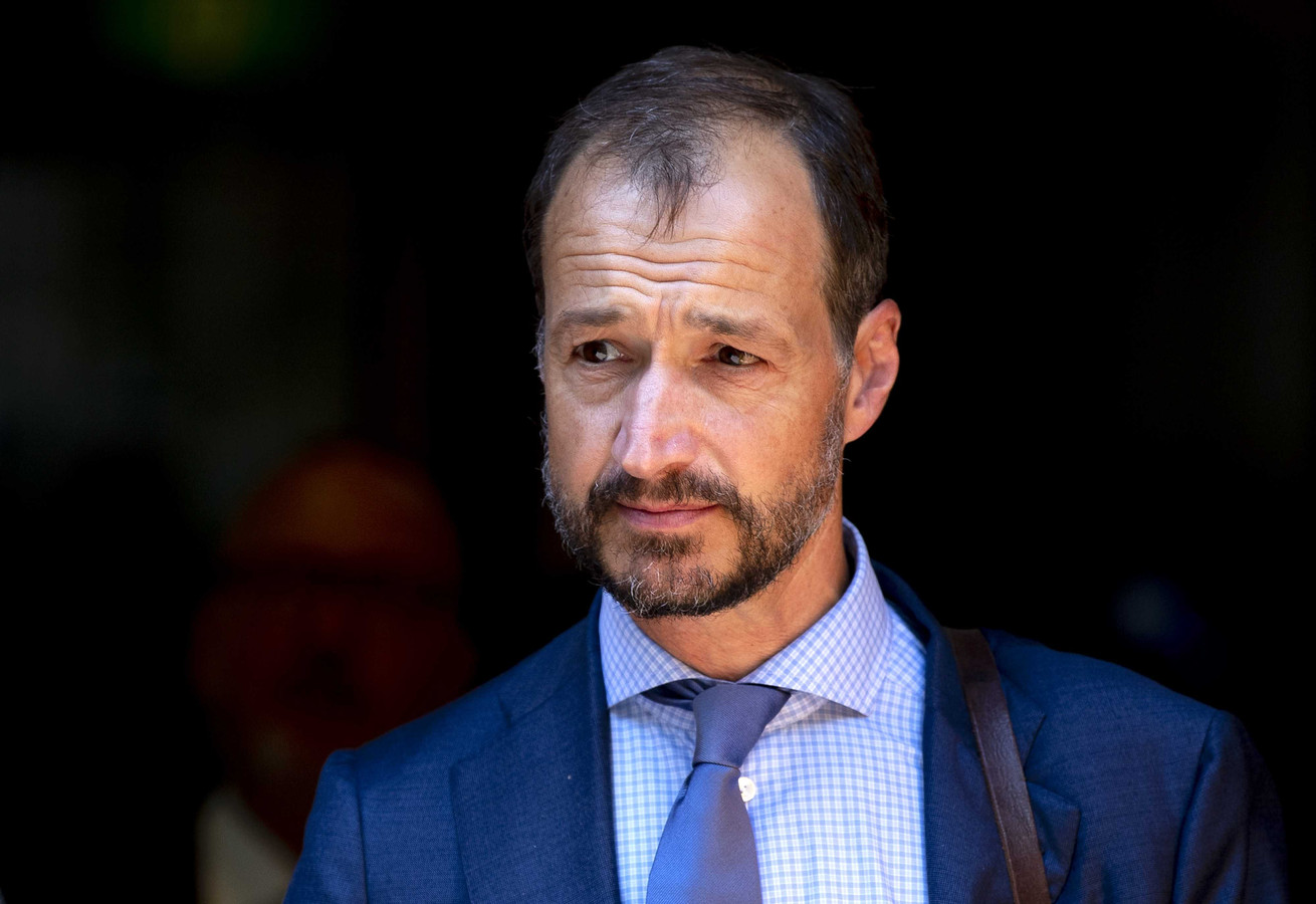 Ministers 'overrompeld' door dichtdraaien gaskraan Groningen | Foto | AD.nl