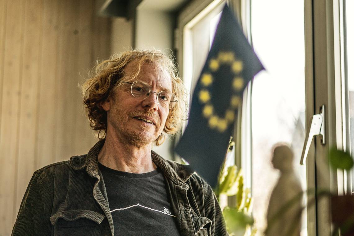 Politicoloog Hendrik Vos: ‘Waar is het zelfrespect van Mark Rutte? Niet alleen de hele wereld lacht met je, ook Donald Trump vindt het bespottelijk’