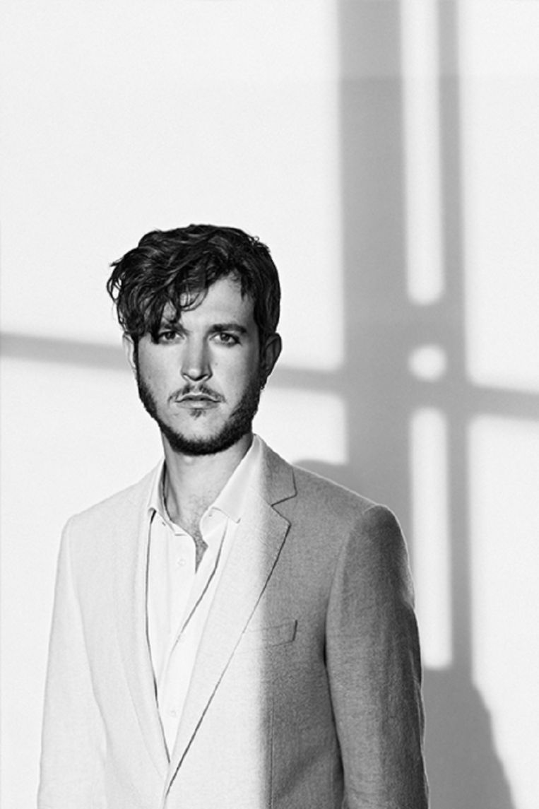 Café Costume gaat in zee met Max Colombie van Oscar & The Wolf Style