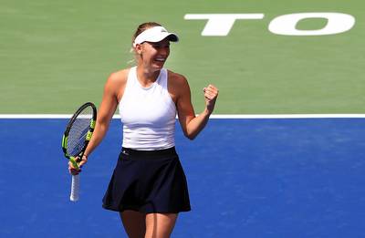 Wozniacki bereikt finale in Toronto