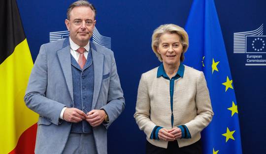 De Wever voert verzet tegen gebruik Russische tegoeden nog op: ‘Fundamenteel verkeerd’ en ‘kan vredesakkoord bemoeilijken’