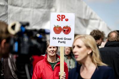 SP gaat barricades op voor behoud failliete ziekenhuizen