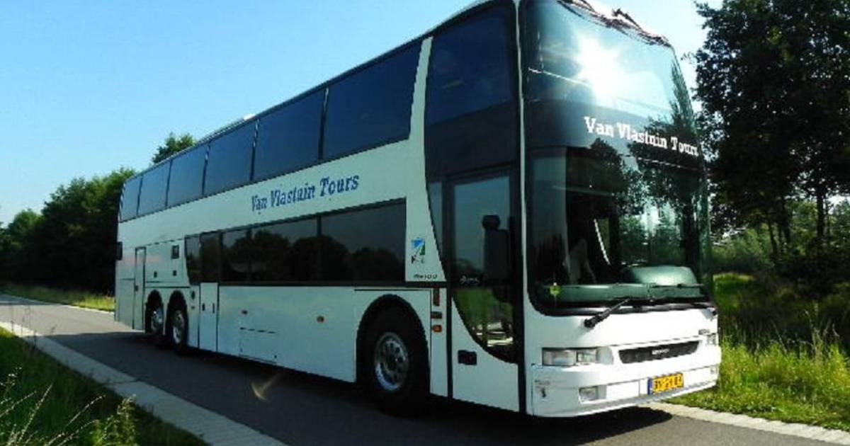 Bus Met Kinderklas Raakt Onderweg Wiel Kwijt Een Raadsel Amersfoort Ad Nl