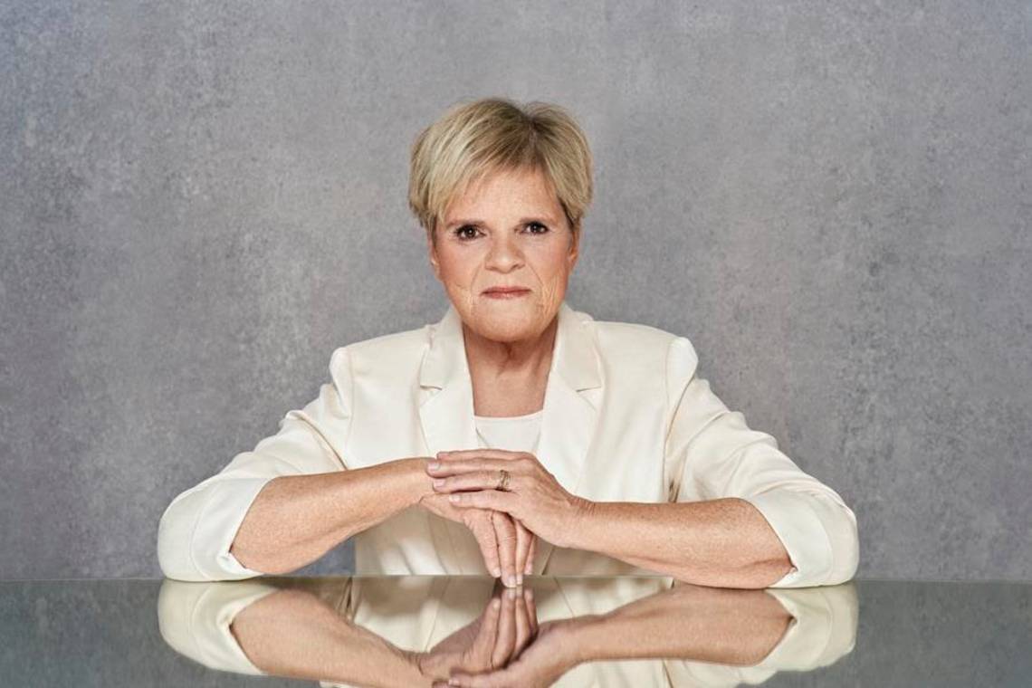 Margriet Hermans (72) overleden na korte strijd tegen kanker: ‘Mama heeft de moedige beslissing genomen om haar leven in handen te nemen’