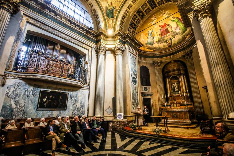 IN BEELD. Op stap met de