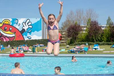 Zwembad De Vallei in Veenendaal doorbreekt grens van 200.000 bezoekers