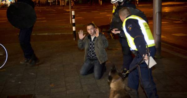 Fc Utrecht Supporters Dienen Klacht In Tegen Politie