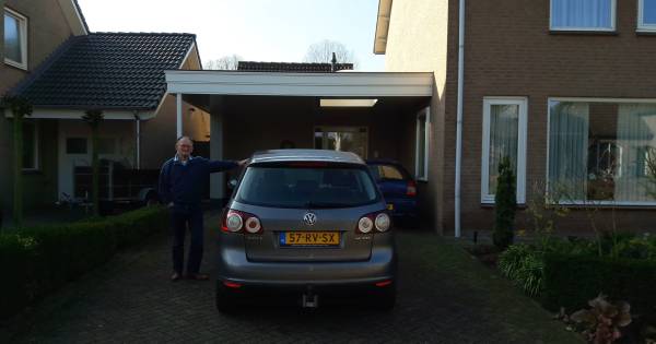 Toon (79) wacht al maanden op zijn nieuwe rijbewijs - BN DeStem