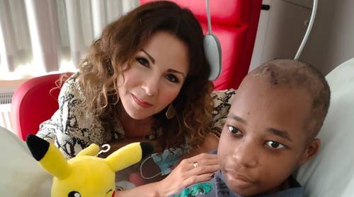 Begrafenisondernemer biedt gratis uitvaart aan voor doodzieke Sergino (18) na aangrijpende oproep voor crowdfunding