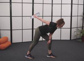 Zo doe je een workout met extra kilo's (uit eigen huis)