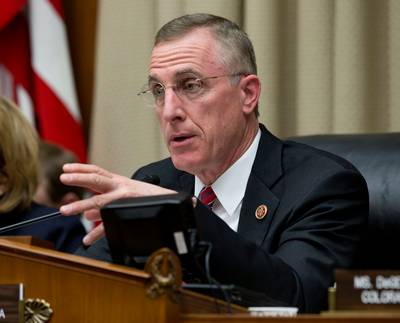 Republikeins congreslid onder vuur na sms van minnares over abortus