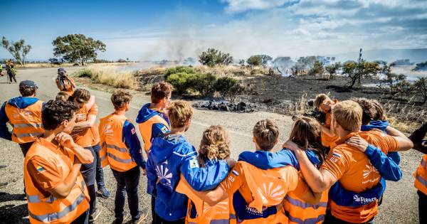 Emie uit Zieuwent ziet haar zonneauto in vlammen opgaan: 'Veertien maanden werk, 70 uur per week, br