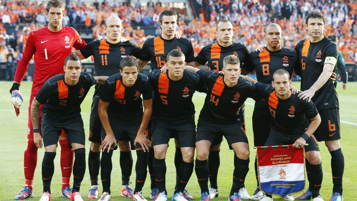 Cruijff Zwart Shirt Is Nadeel Je Ziet Je Medespelers Niet Trouw