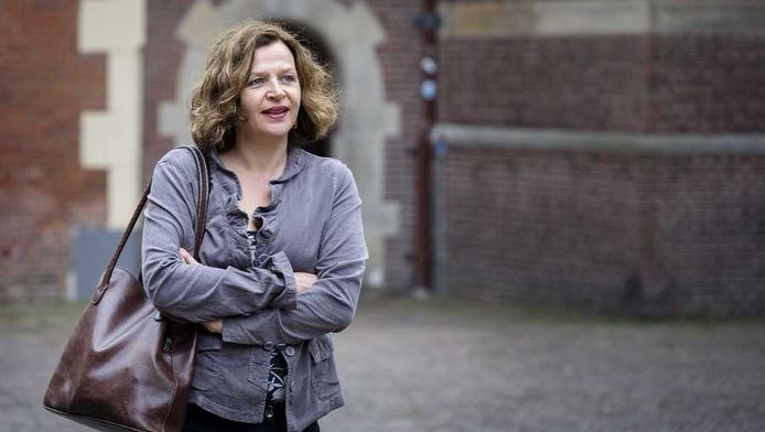 Schippers Wil Herstelingreep Na Genitale Verminking Vergoeden Binnenland Tubantia Nl