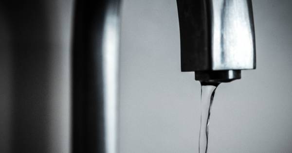 10.000 huizen in Friesland krijgen langzaam weer kraanwater | Binnenland - BN DeStem