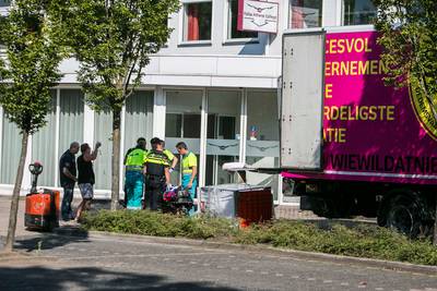 Transportbedrijf moet boeten voor ongeluk met scholiere bij uitladen schoolboeken in Ede