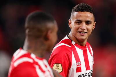 PSV-debutant Ihattaren (16) in bijzonder rijtje