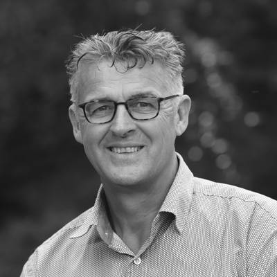 ‘Jongetje’ René (55) valt in Buurse door het dak: ‘Hij is in het harnas gestorven’