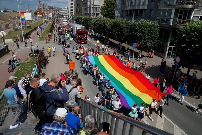 90 000 Aanwezigen Op Antwerp Pride Binnenland Hln Be