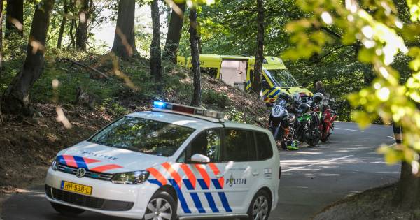 Motorrijder ernstig gewond door ongeluk in Velp.