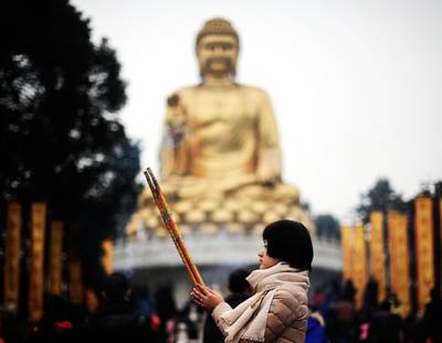 Atheïstische regering China bindt strijd aan met wildgroei religieuze beelden