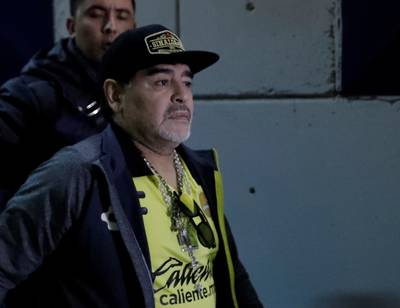 Maradona verlaat het ziekenhuis na controle