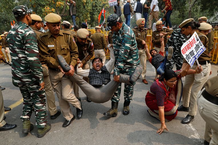 Hoe radicale hindoes de vrede in India ondermijnen - Trouw