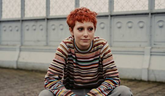 Femke Vanhove speelt Malou in de queer coming-of-agefilm ‘Skiff’: ‘Ik kon oprecht huilen om wat zij door moest maken’