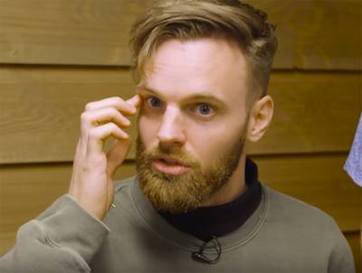 Tim Hofman na gebroken kaak in februari terug met #BOOS