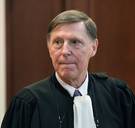 Jef Vermassen gaat voor vrijspraak in proces neurochirurge: “Ik heb gezegd: ik ga voor u vechten”