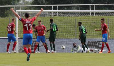 Ebuehi en co verliezen laatste duel voor WK