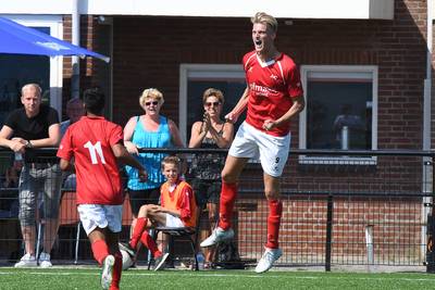 DOVO-spits Van der Laan ziet bij Telstar profdroom in vervulling gaan