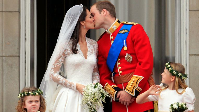 Trouwjurk Kate Middleton Veroorzaakt Relletje Op Wikipedia De Morgen