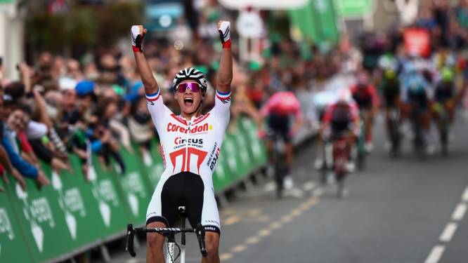 Van Der Poel Wist Niet Eens Waar De Streep Gisteren Precies Lag Geen Belg Mag Met Hem Naar Wk Finish Wielrennen Hln Be