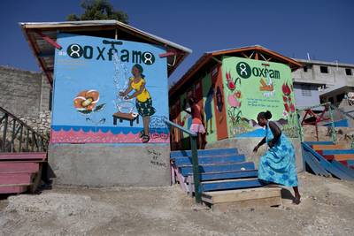 Oxfam moet 18 miljoen euro bezuinigen door seksschandaal