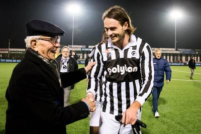 Ex-Achilles-spits Smajic tekent contract op derde niveau in Zweden