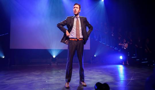 ‘Pak allemaal uw jas en volg mij’: hoe Frédéric De Gucht zijn partij weer in de aandacht wurmt