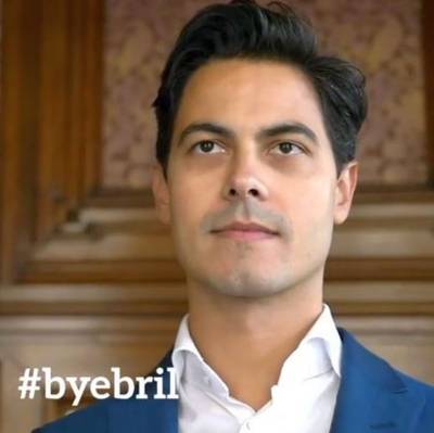 Verstandig dat hij niet voor een vierkante bril heeft gekozen