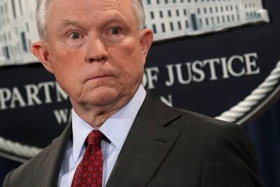 Trump raast weer vol over Sessions heen